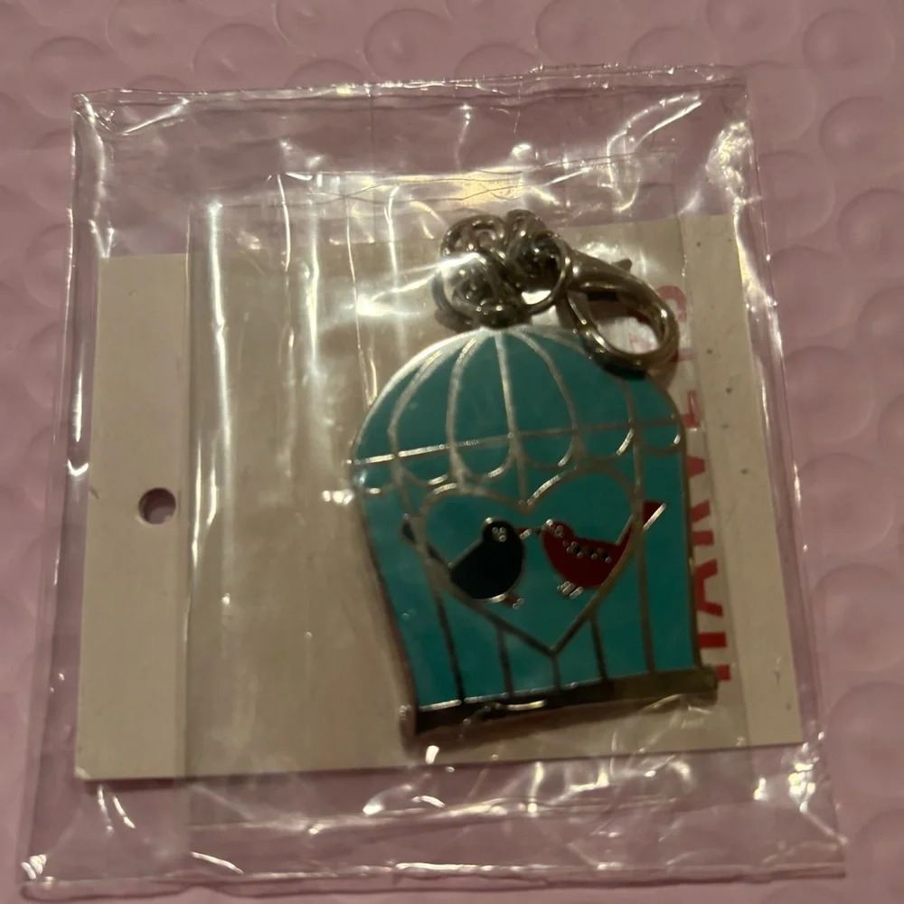 Harvey’s Seatbelt Lovebirds bag charm / NEW sealed in original packaging